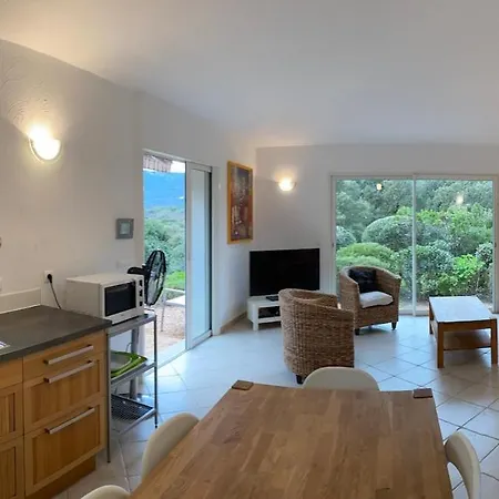 Dom wakacyjny Maison Recente Entre Et Montagne Figari (Corsica)
