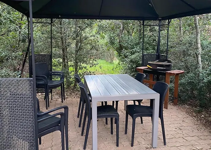 Maison Recente Entre Et Montagne * Figari (Corsica)